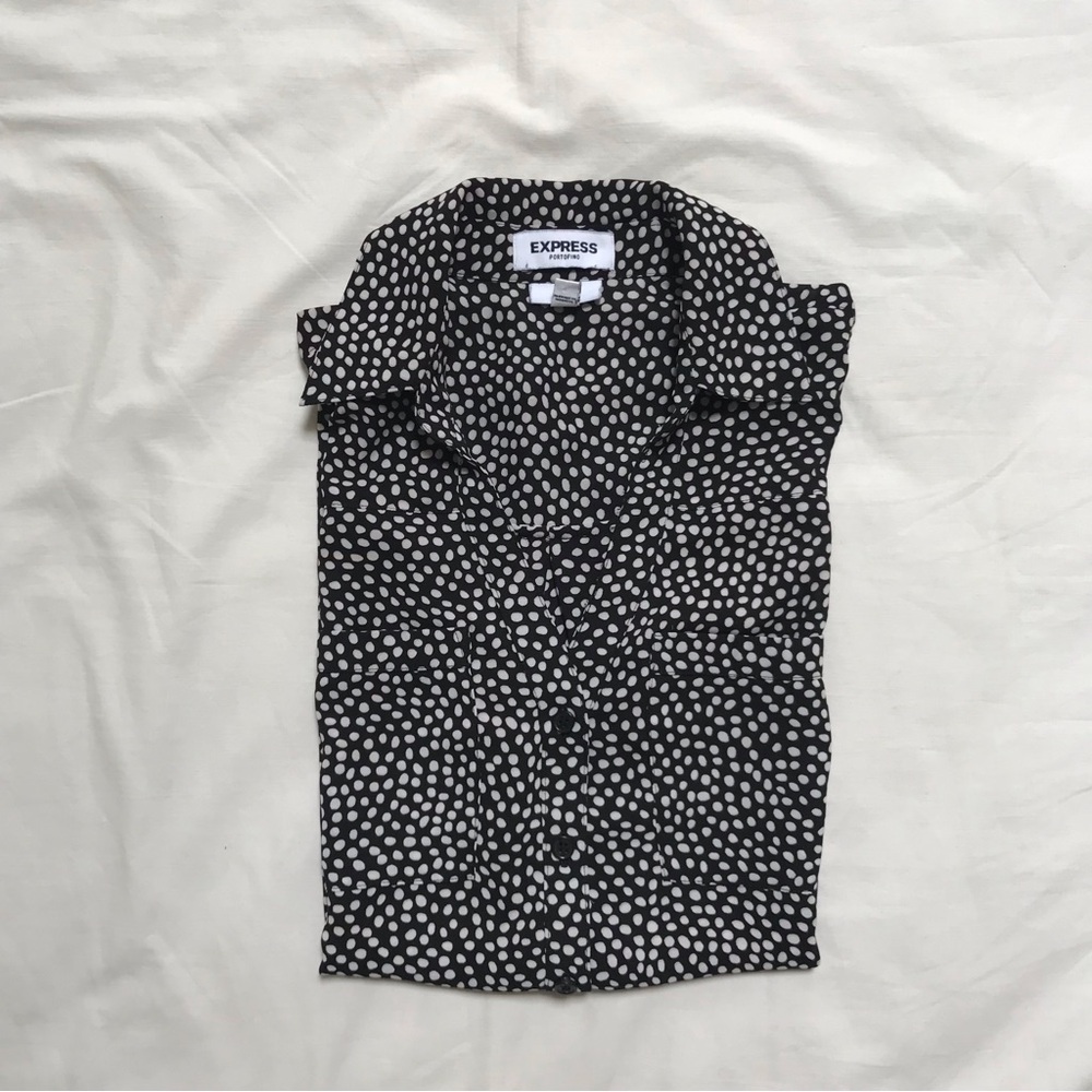 Express Slim Fit Dot Print Sleeveless Portofino Blouse Size XXS - Picture 2 of 5